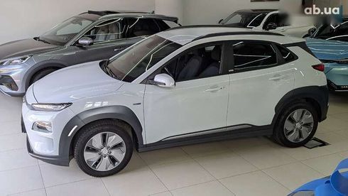 Hyundai Kona Electric 2020 - фото 13