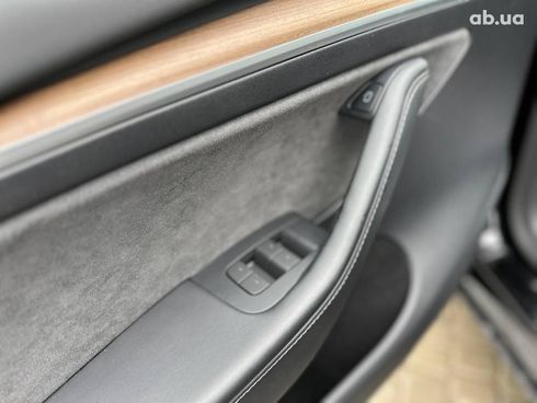 Tesla Model Y 2022 черный - фото 16