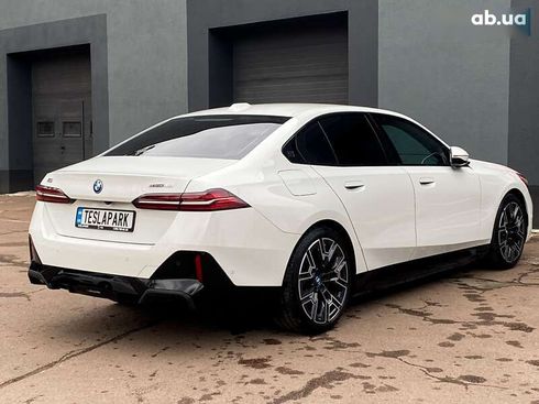 BMW i5 2024 - фото 10