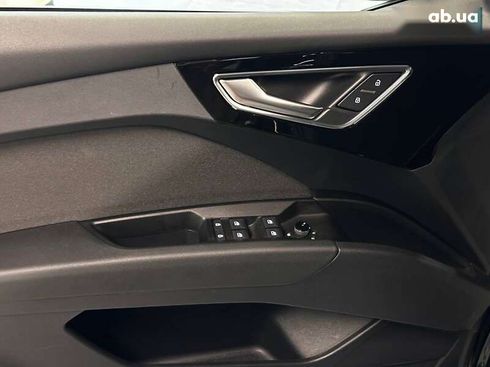 Audi Q4 e-tron 2022 - фото 12