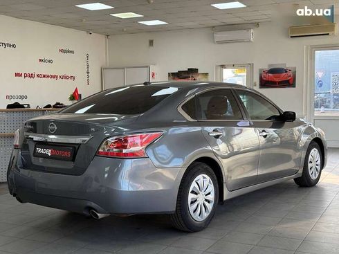 Nissan Altima 2015 - фото 8
