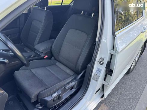 Volkswagen Passat 2015 - фото 12