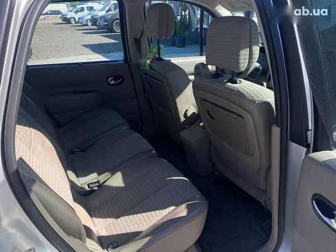Renault Scenic 2005 - фото 12