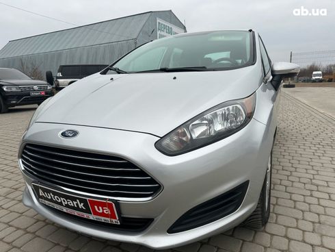 Ford Fiesta 2016 серый - фото 10