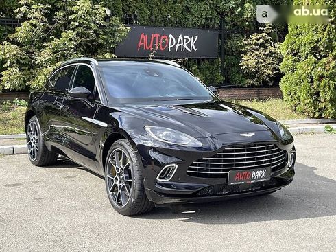 Aston Martin DBX 2021 - фото 12