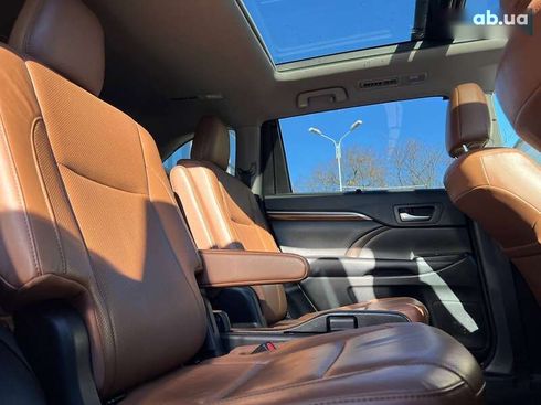 Toyota Highlander 2018 - фото 11