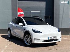 Продаж вживаних Tesla Model Y 2023 року в Києві - купити на Автобазарі