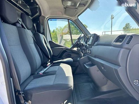 Renault Master 2023 - фото 29