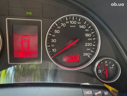 Audi A4 2001 бежевый - фото 12