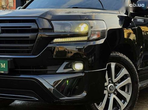 Toyota Land Cruiser 2018 - фото 8