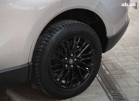 Toyota Venza 2021 - фото 8