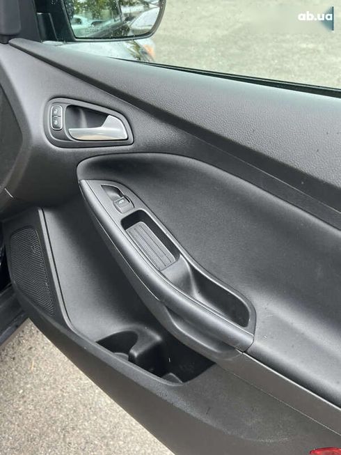 Ford Focus 2018 - фото 25