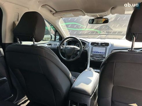 Ford Fusion 2019 - фото 29