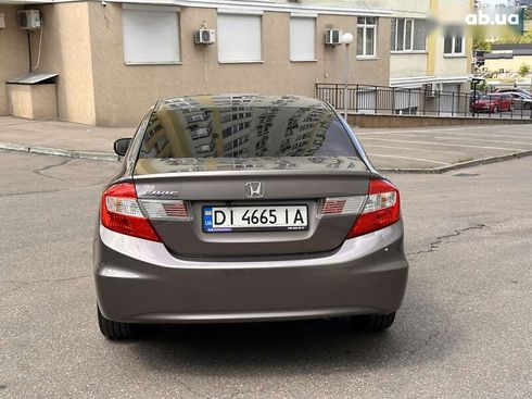 Honda Civic 2012 - фото 15
