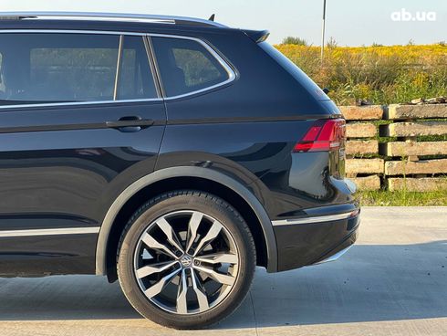 Volkswagen Tiguan 2019 черный - фото 11