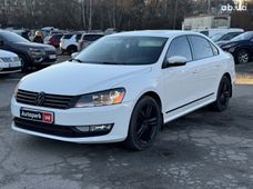 Продаж вживаних Volkswagen Passat 2013 року у Вінниці - купити на Автобазарі