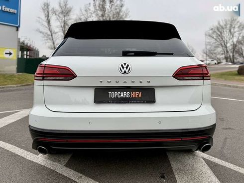 Volkswagen Touareg 2020 - фото 11