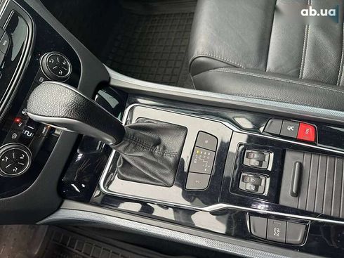 Peugeot 508 2016 - фото 25