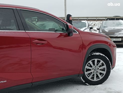 Lexus NX 2020 красный - фото 15