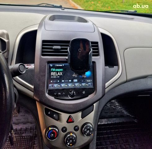 Chevrolet Aveo 2014 синий - фото 2