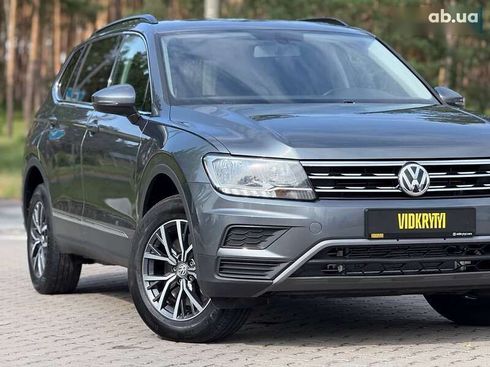 Volkswagen Tiguan 2019 - фото 4