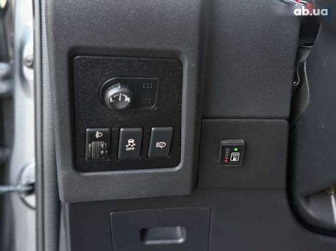 Nissan Qashqai 2012 - фото 23
