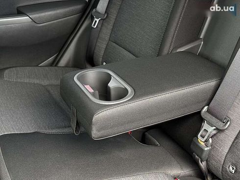 Hyundai Kona Electric 2021 - фото 18