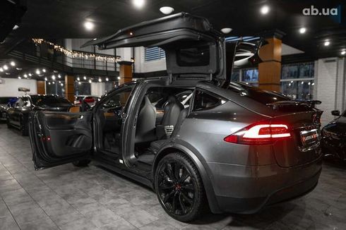 Tesla Model X 2019 - фото 7