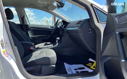 Volkswagen e-Golf 2019 - фото 19