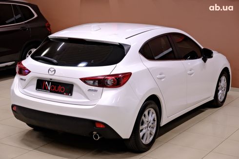 Mazda 3 2014 белый - фото 5