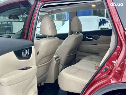 Nissan Rogue 2016 красный - фото 20