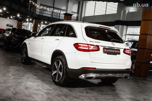 Mercedes-Benz GLC-Класс 2019 - фото 19