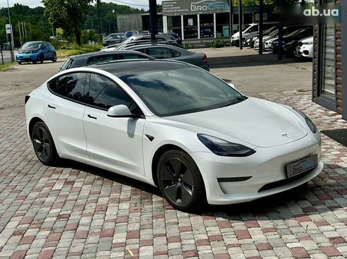Tesla Model 3 2022 - фото 29
