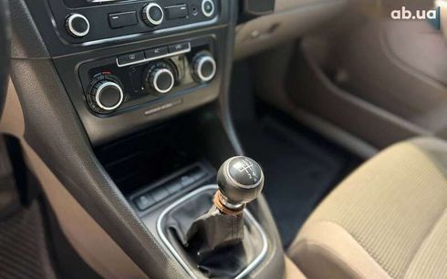 Volkswagen Golf 2011 - фото 12