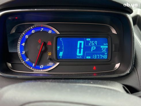 Chevrolet Trax 2016 серый - фото 51