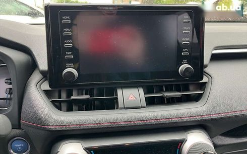 Toyota RAV4 2021 - фото 12