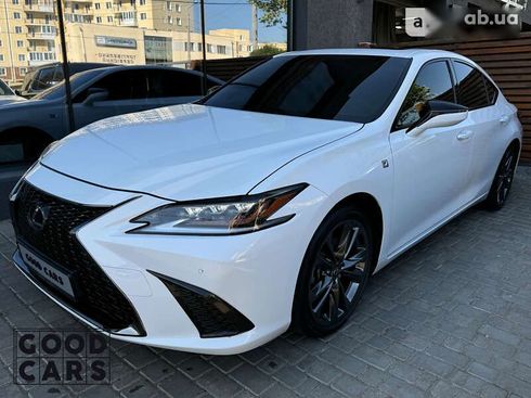 Lexus ES 2020 - фото 3