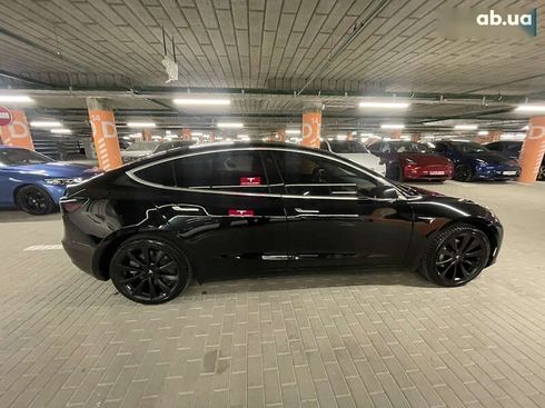 Tesla Model 3 2019 - фото 6