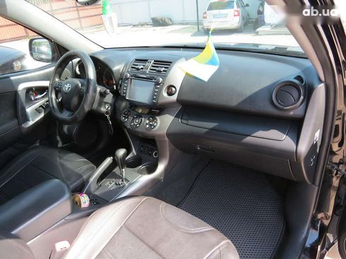 Toyota RAV4 2011 - фото 17