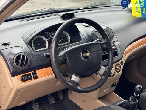 Chevrolet Aveo 2008 белый - фото 15