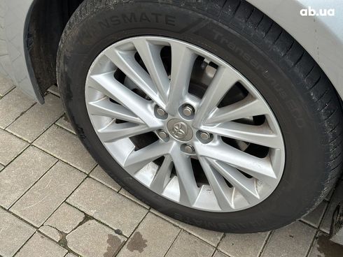 Toyota Avalon 2015 серый - фото 7