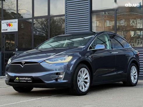 Tesla Model X 2018 - фото 2