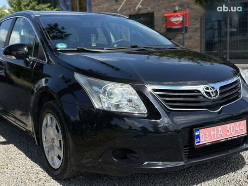 Toyota Avensis 2010 - фото 5