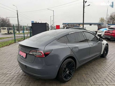 Tesla Model 3 2019 - фото 5