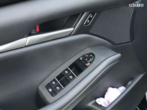 Mazda 3 2020 - фото 16