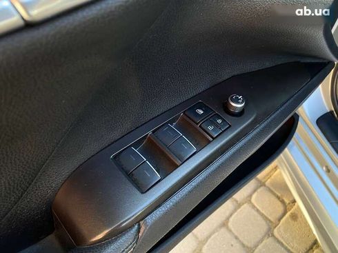 Toyota Camry 2022 - фото 11