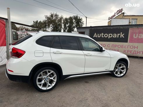 BMW X1 2014 белый - фото 7