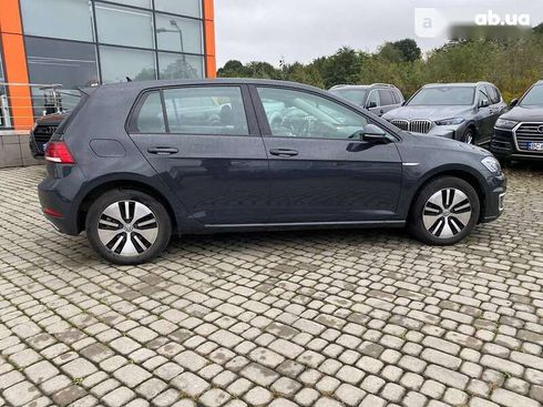 Volkswagen e-Golf 2017 - фото 8