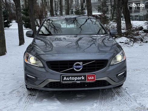 Volvo S60 2016 серый - фото 4