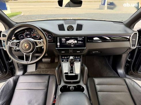 Porsche Cayenne 2018 - фото 24